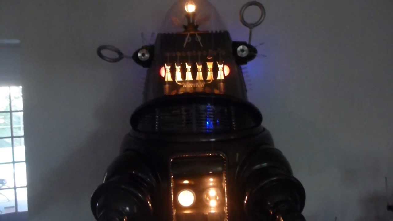 Life Size Robby the Robot from Forbidden Planet