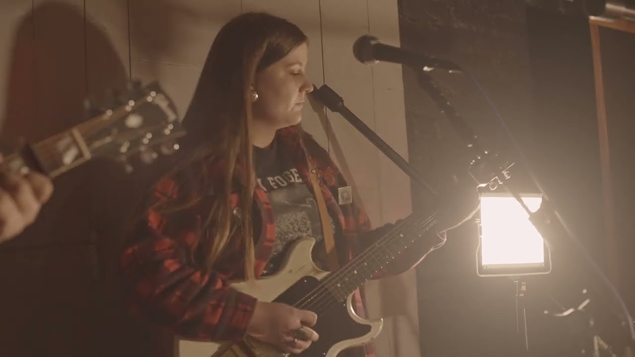 The Secret Beach - Last Time We Love [LIVE]