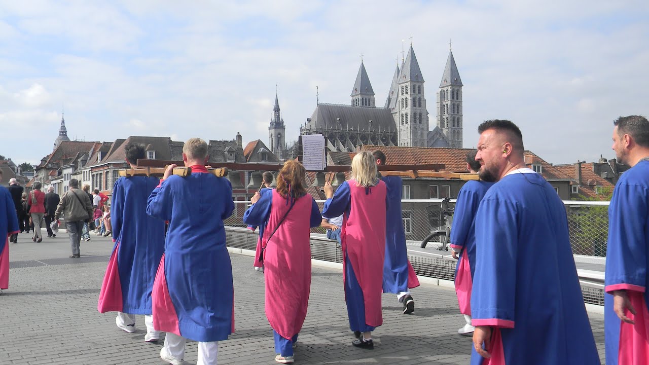 compilation bonus - grande procession de tournai - folklore belgium