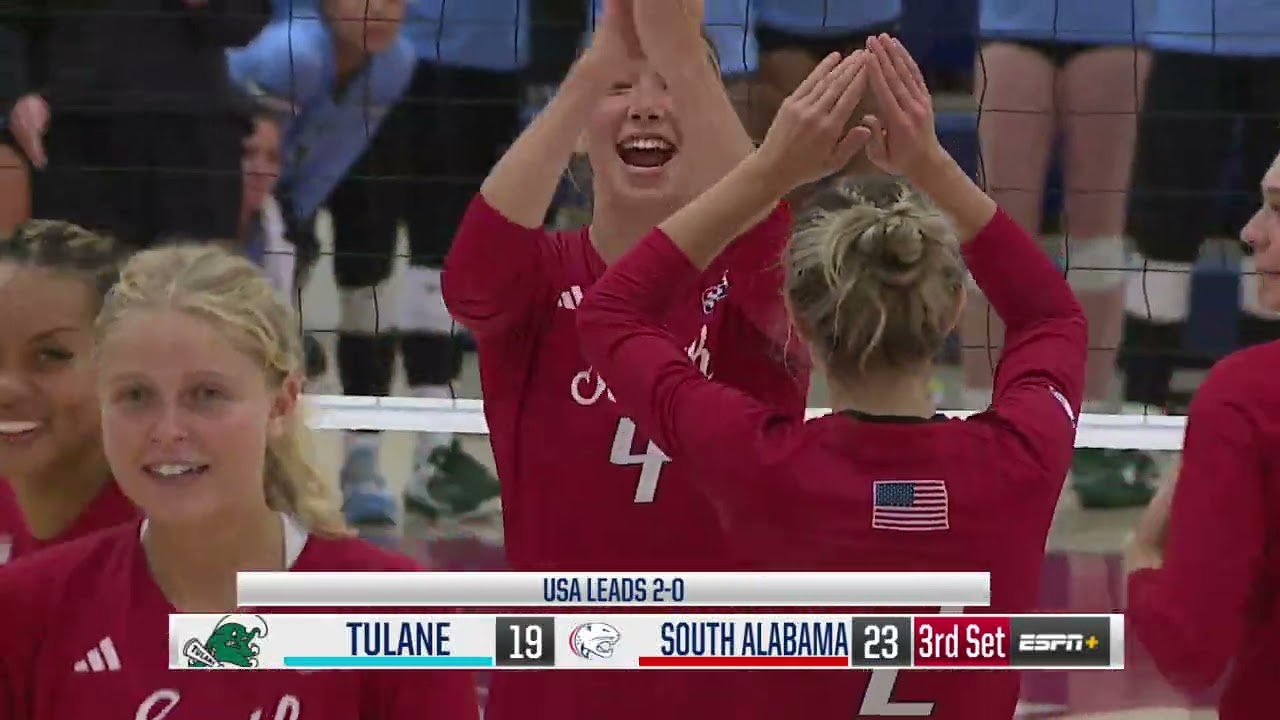 Volleyball Sweeps Tulane to Improve to 3-0 on the Season