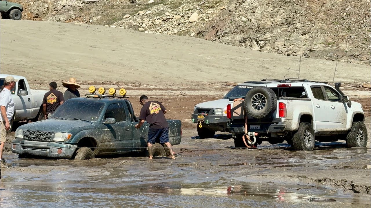 Deep Mud and Quick Sand! Azusa Canyon OHV 4/6/25