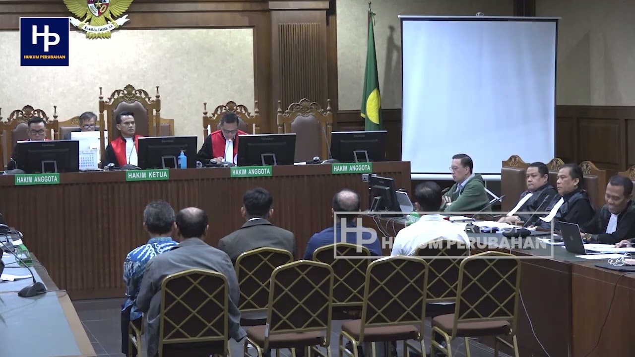 Sidang Tom Lembong 21 April 2025 : Hakim Bertanya ke Saksi dari Bea Cukai yang Dihadirkan Jaksa