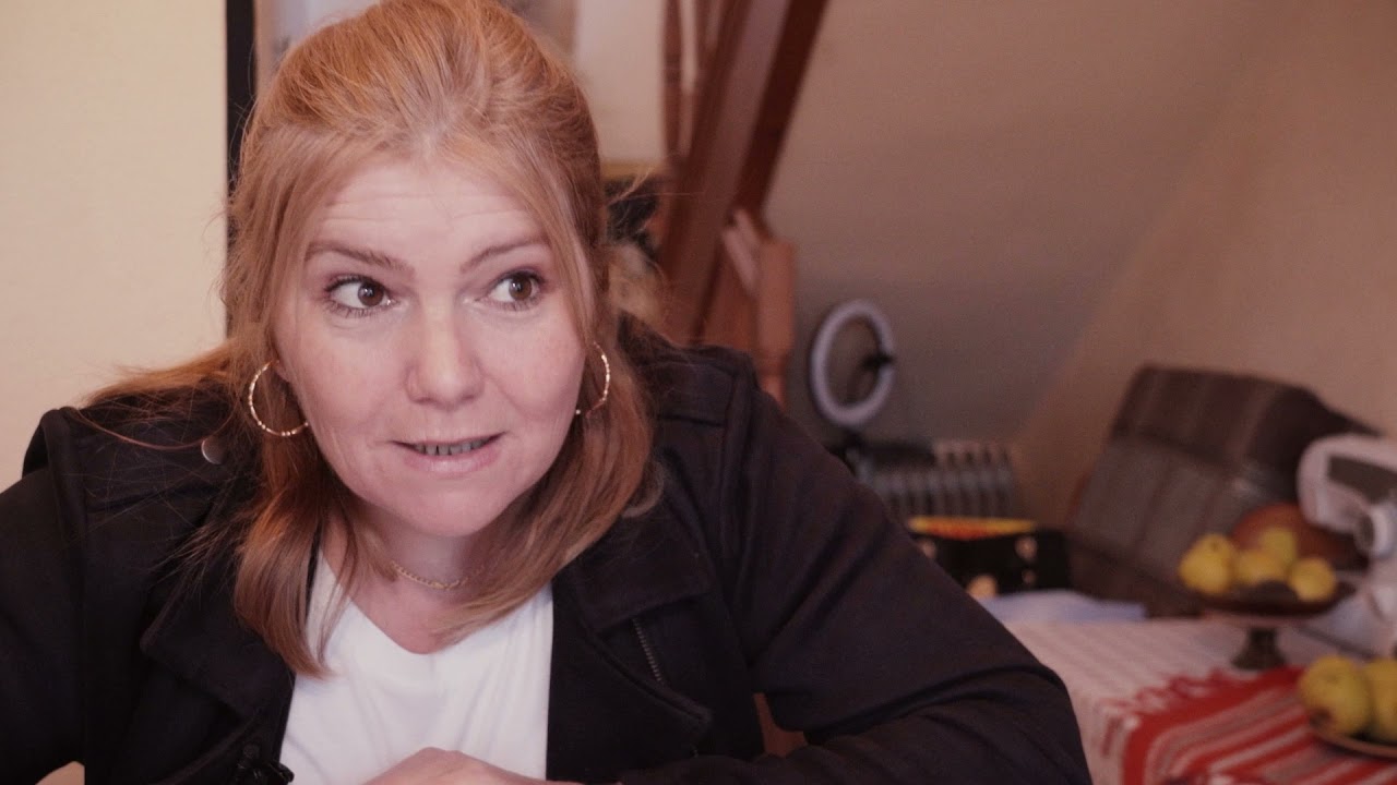 Cum e să trăiești pe salariul minim? Interviu cu Angelica Manole