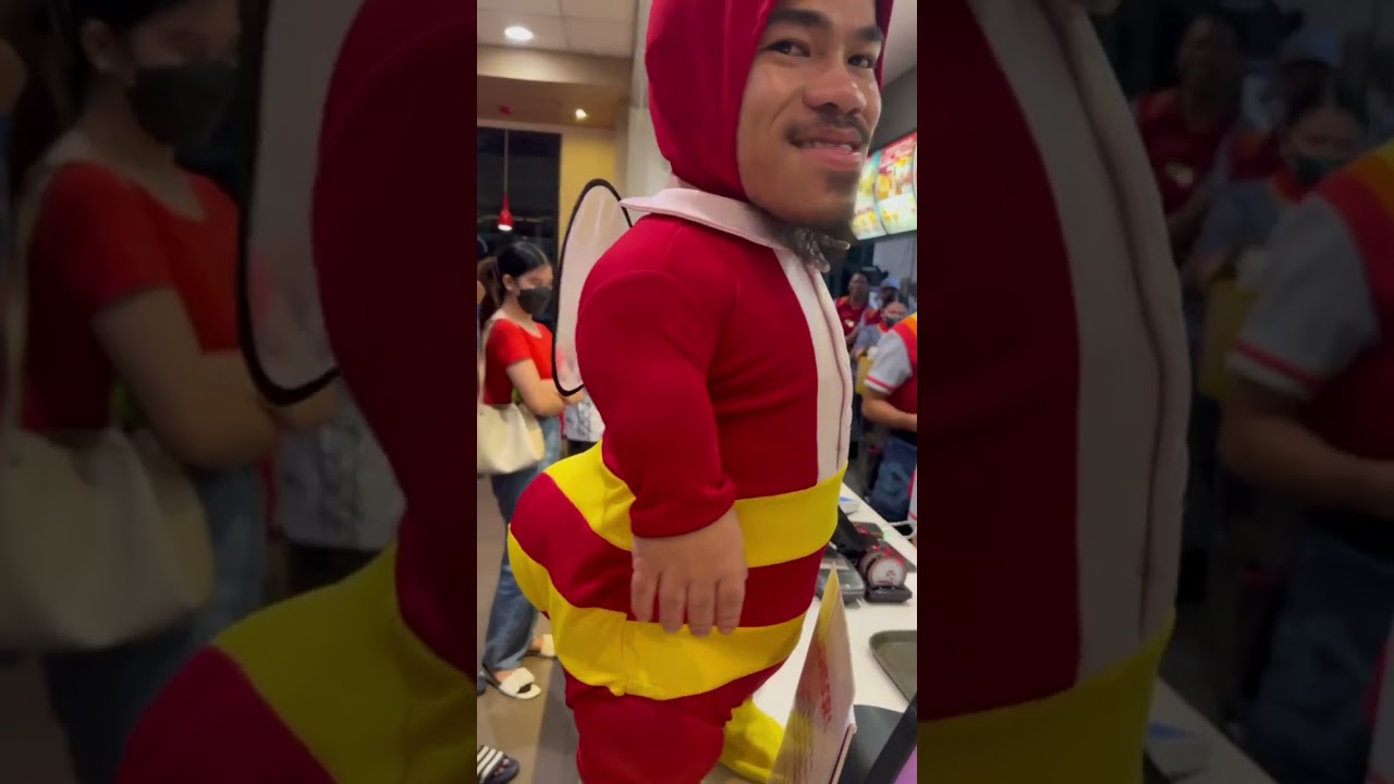 Grabe sa jollibee talaga ang saya #babygiant