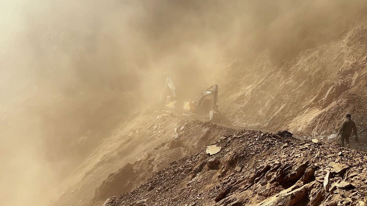 Cliffside Road Construction With Excavator | Extreme Operator Skills