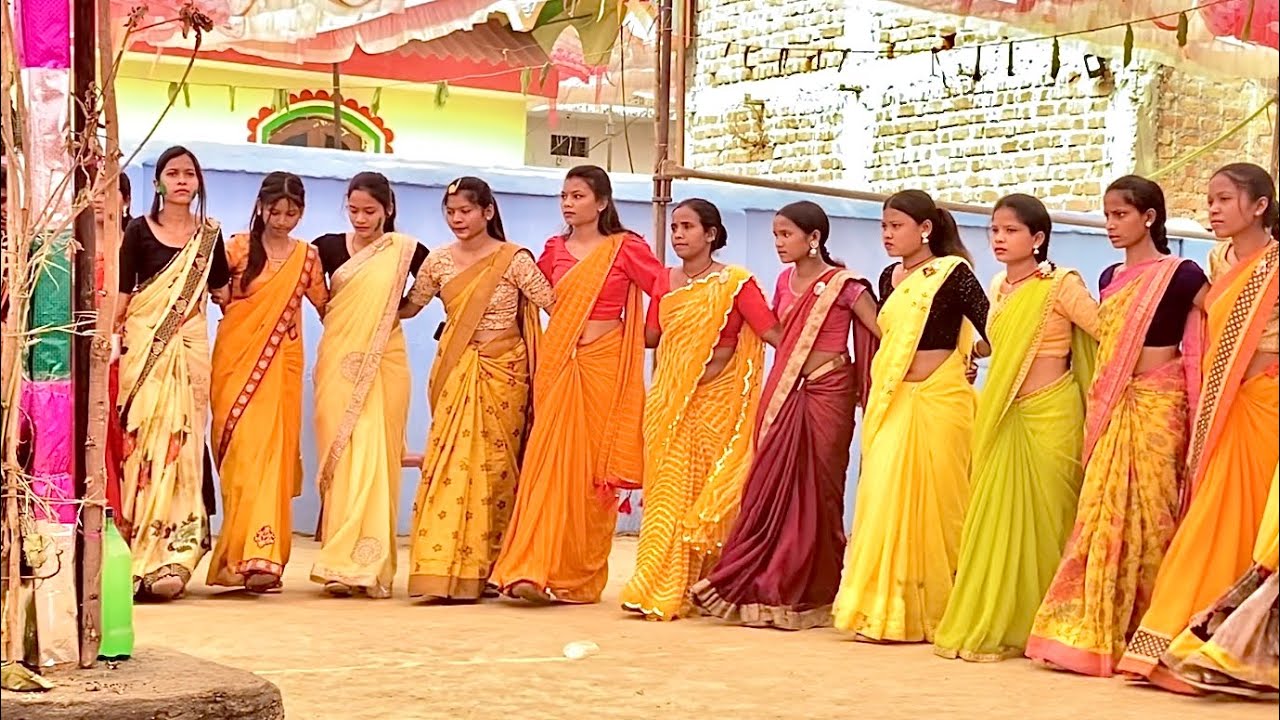 1st shadi video 2025__ ममता की शादी में लड़कियों का__हल्दी Celebration & मजेदार Chain Dance😂