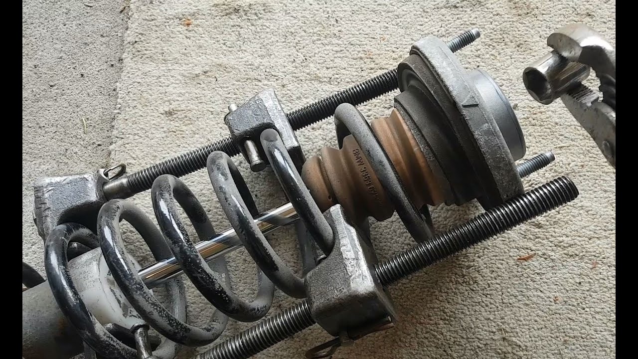 BMW 5 Series F10 - Rear Strut, Shock Absorber, Spring Replacement - N55 DIY - 2011 BMW 535i F10 3.0