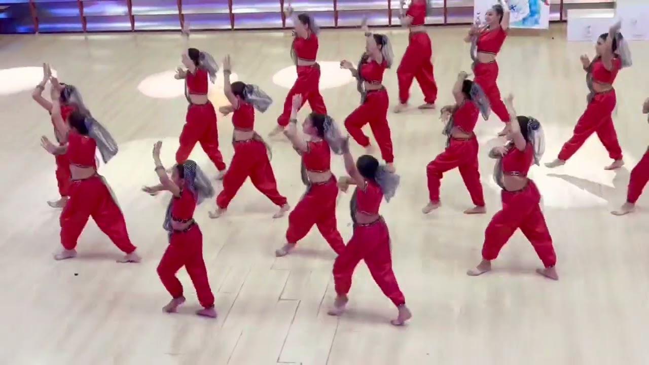 Ina Mnatsakanyan - Bollywood /  Angels Dance Studio