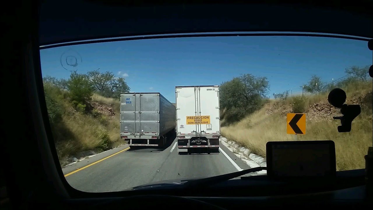 Entrando a Nogales, Sonora. (Las Curvas de Quijano)