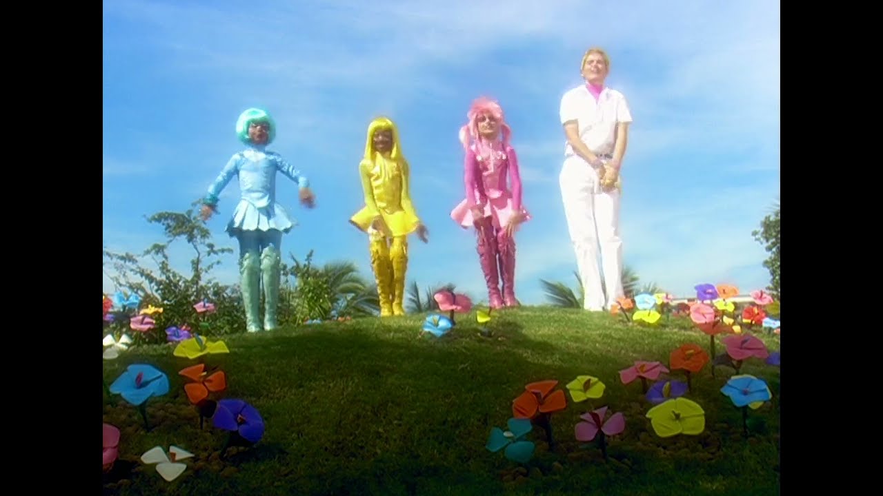 Xuxa - Os Números/Cabeça, Ombro, Joelho e Pé (Head, shoulders, knees & toes) (Vídeo Oficial - XSPB 1