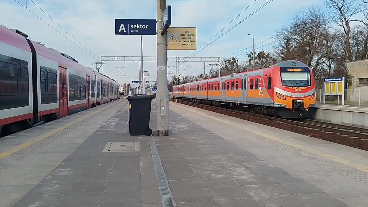 3 pociągi w Rogoźnie WLKP (PR, IC, KW)