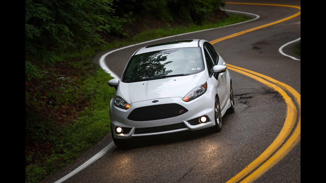 US 129 Deals Gap to Robbinsville - Ford Fiesta ST 4K