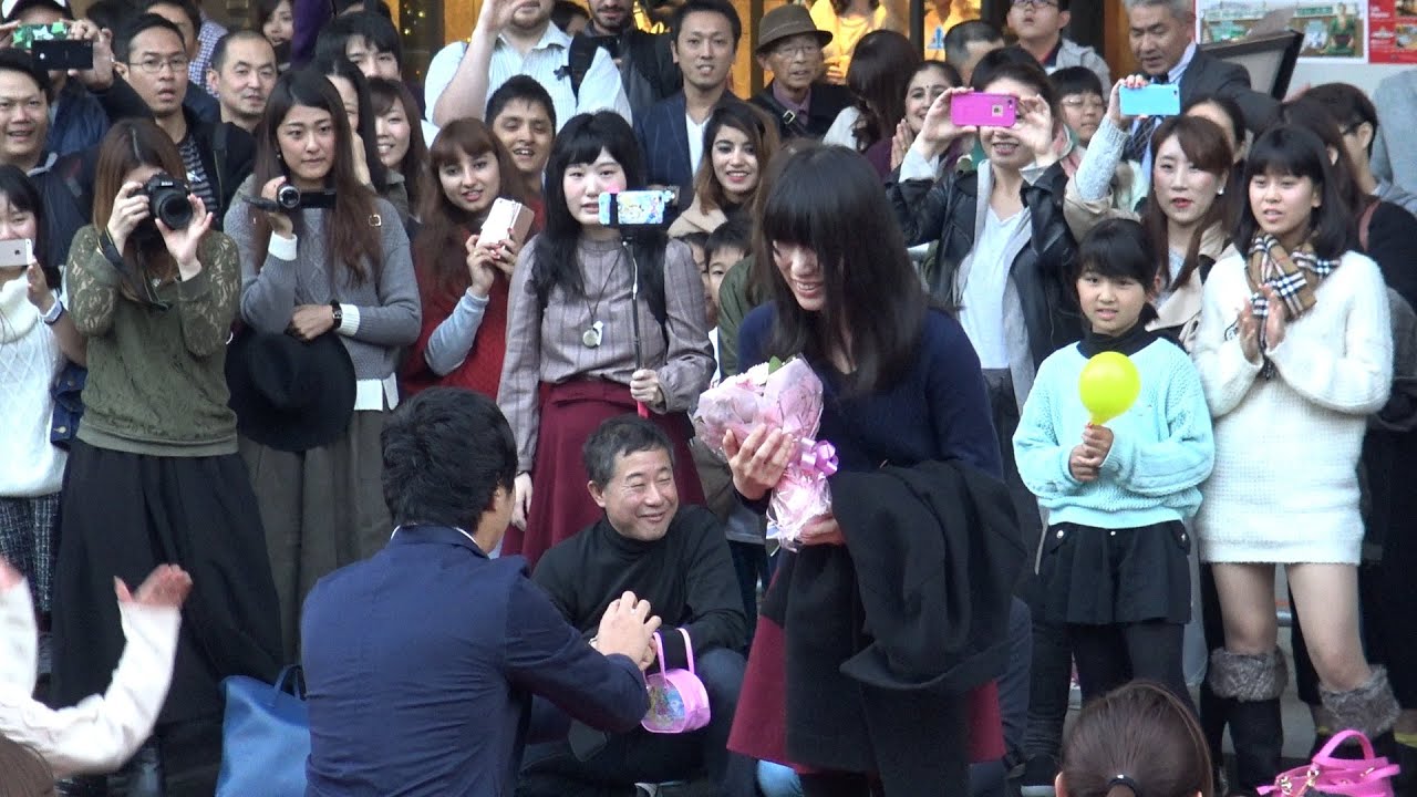 Flashmob Proposal フラッシュモブ サプライズ プロポーズ 東京タワー で愛の告白！ 