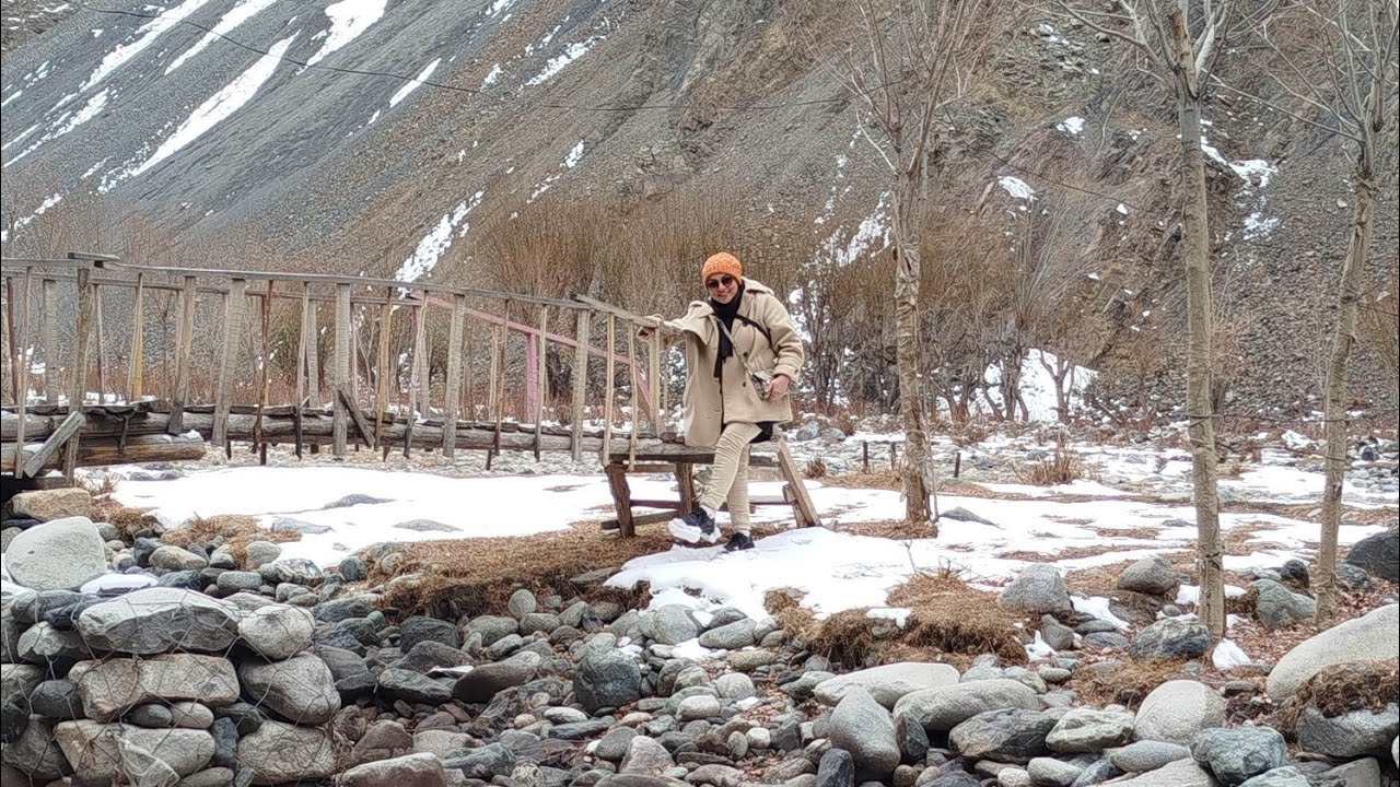 Heal the Soul to Feel this Quiet Winter Beauty in Mountain Valley / Gilgit-Baltistan.
