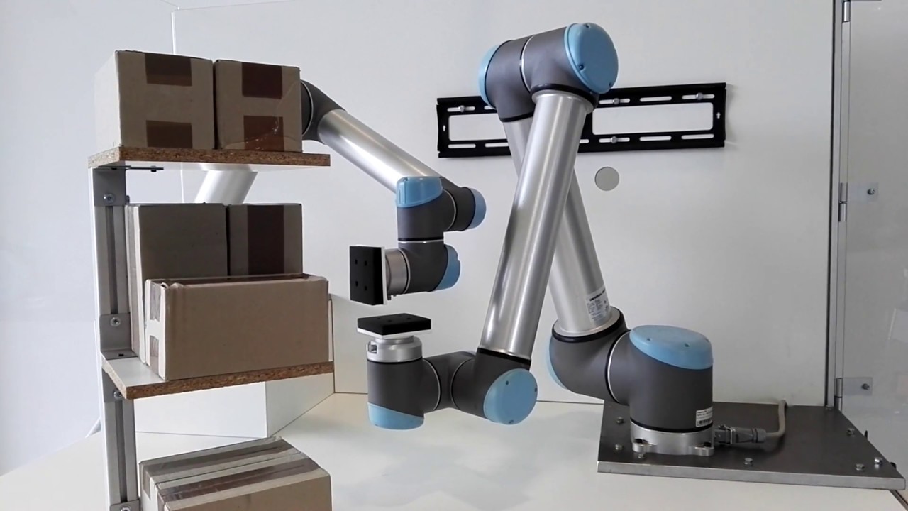 Dual Arm Robot force-controlled object manipulation