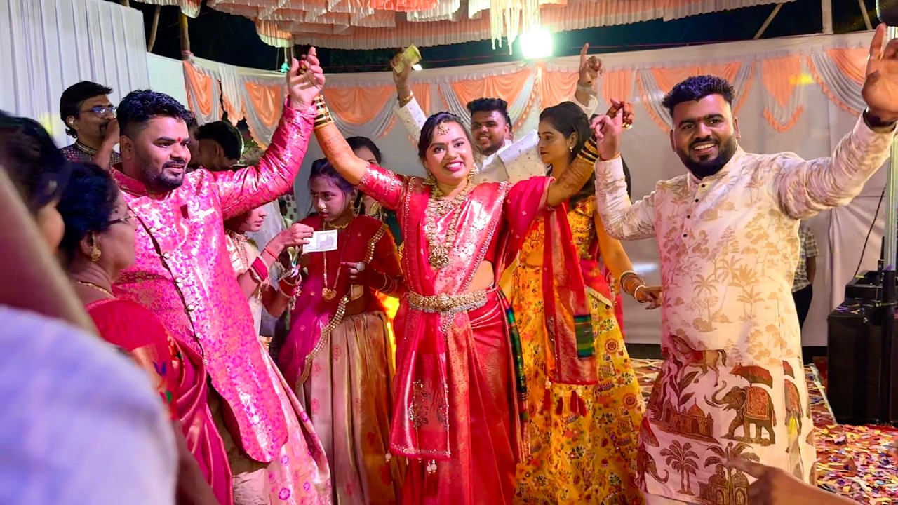 साक्षी ताई च्या हळदीला | फूल टू धमाल | Aagri Hald | Sai Darshan Live Orchestra | Haldi Dance | Banjo