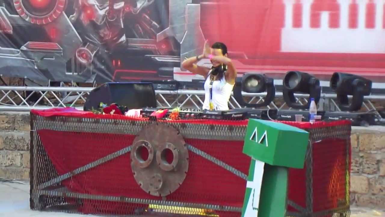 Katrin Kittyx @ KaZantip Z'19, Coliseum - 10.08.11