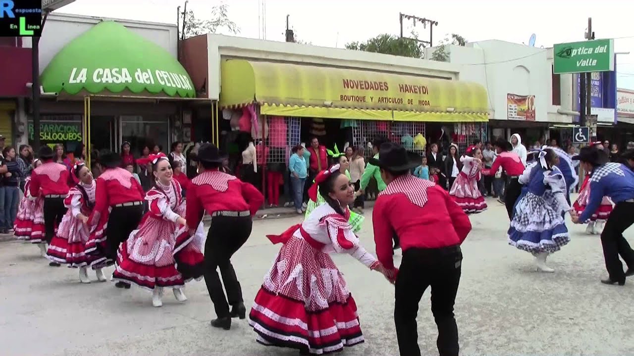 TRADICIONAL DESFILE EN RÍO BRAVO.