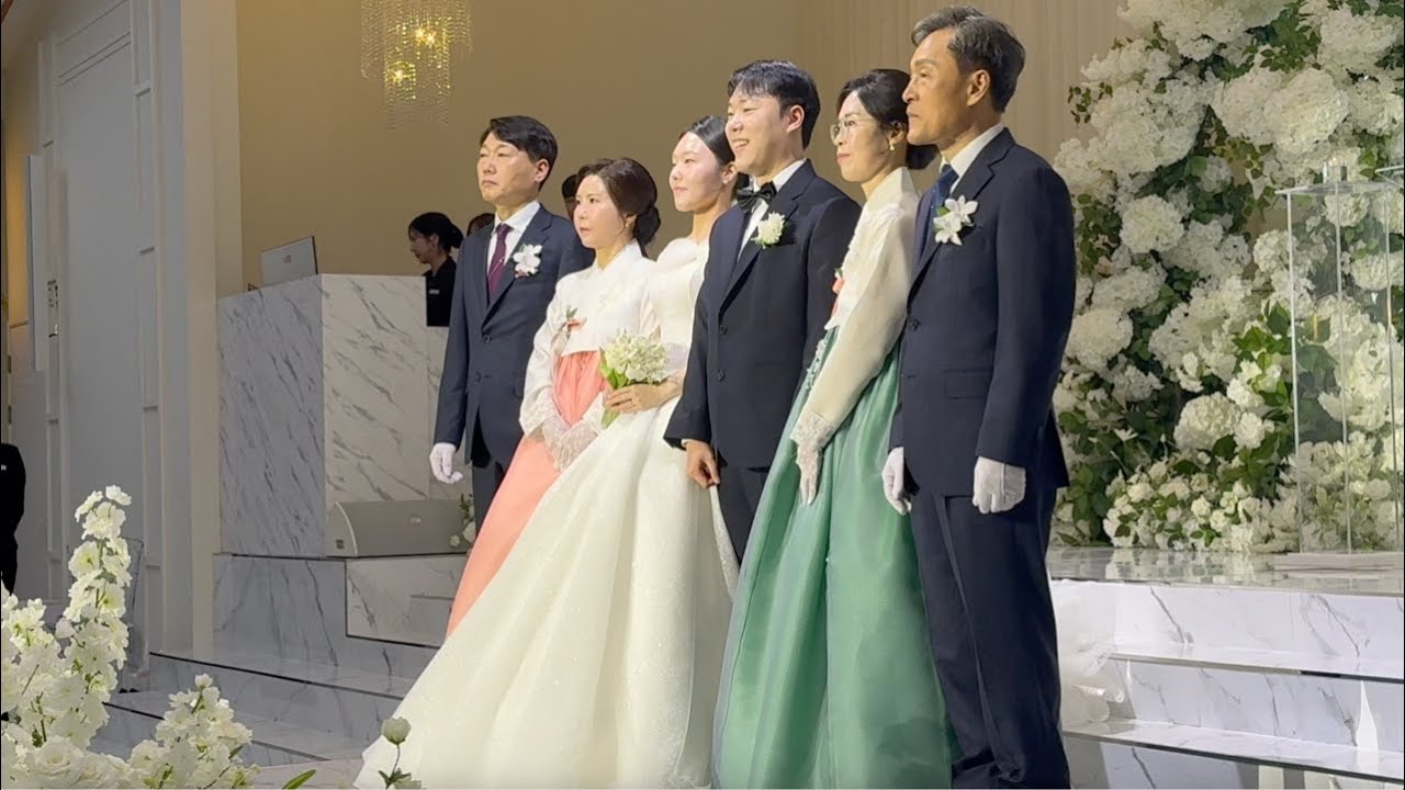 Changi and Shiyeon's Wedding Day (turn on CC)
