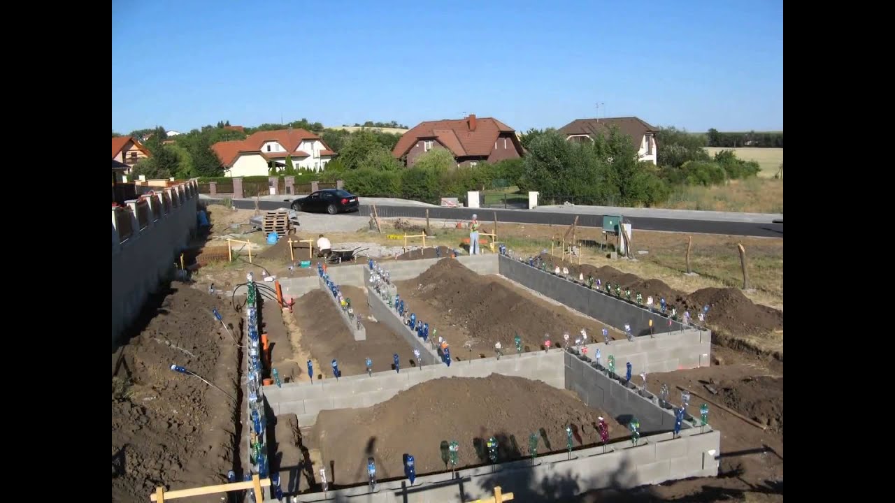 TimeLapse - Základová deska za 3 týdny (2015-07-15 - 2015-08-07)