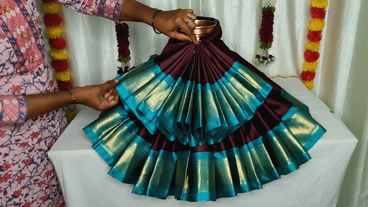 ವರಮಹಾಲಕ್ಷ್ಮಿe ದೇವಿಗೆ ಸೀರೆ ಉಡಿಸುವ ವಿಧಾನ |  Easy and Quick varamahalakshmi saree draping.
