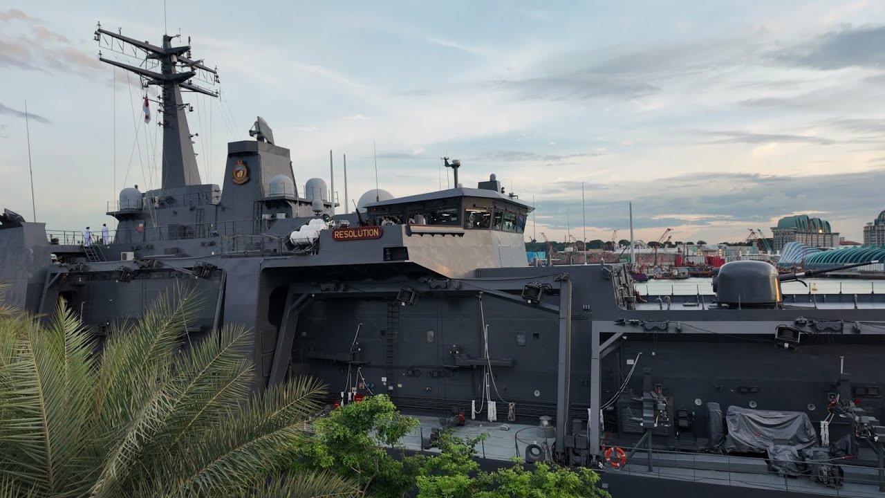 Navy at Vivocity Singapore  21 - 24 Nov 2025 