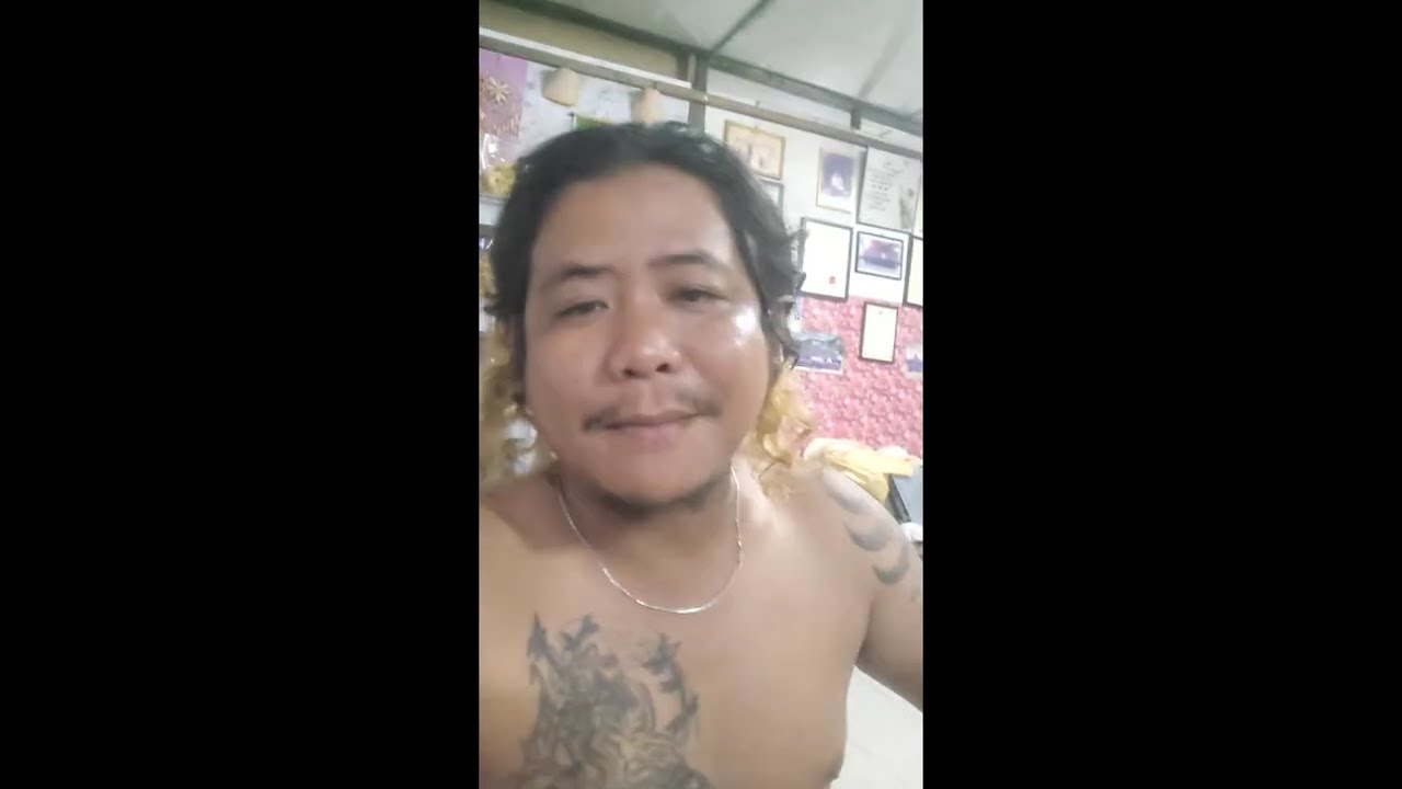 @rutin harian. Kegiatan sehari. Pagi check kerja di luar,saat balik rumah,isteri  siap siap masak.