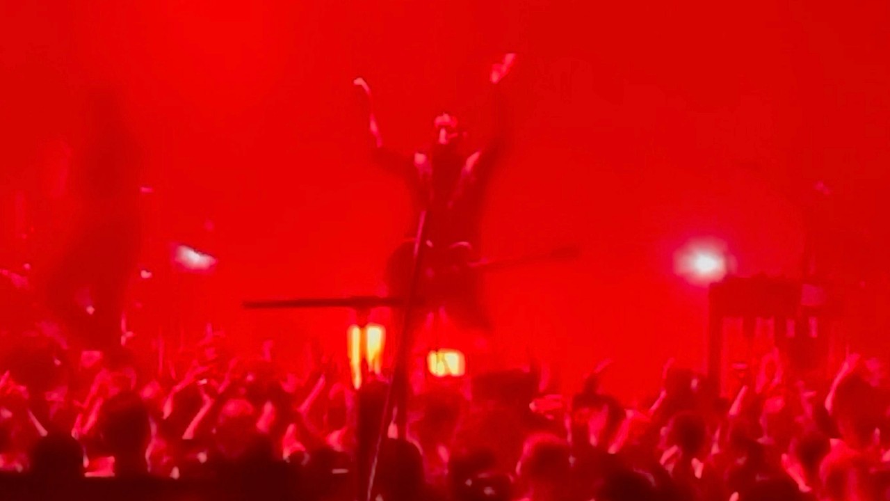 Nine Inch Nails | Gave Up
