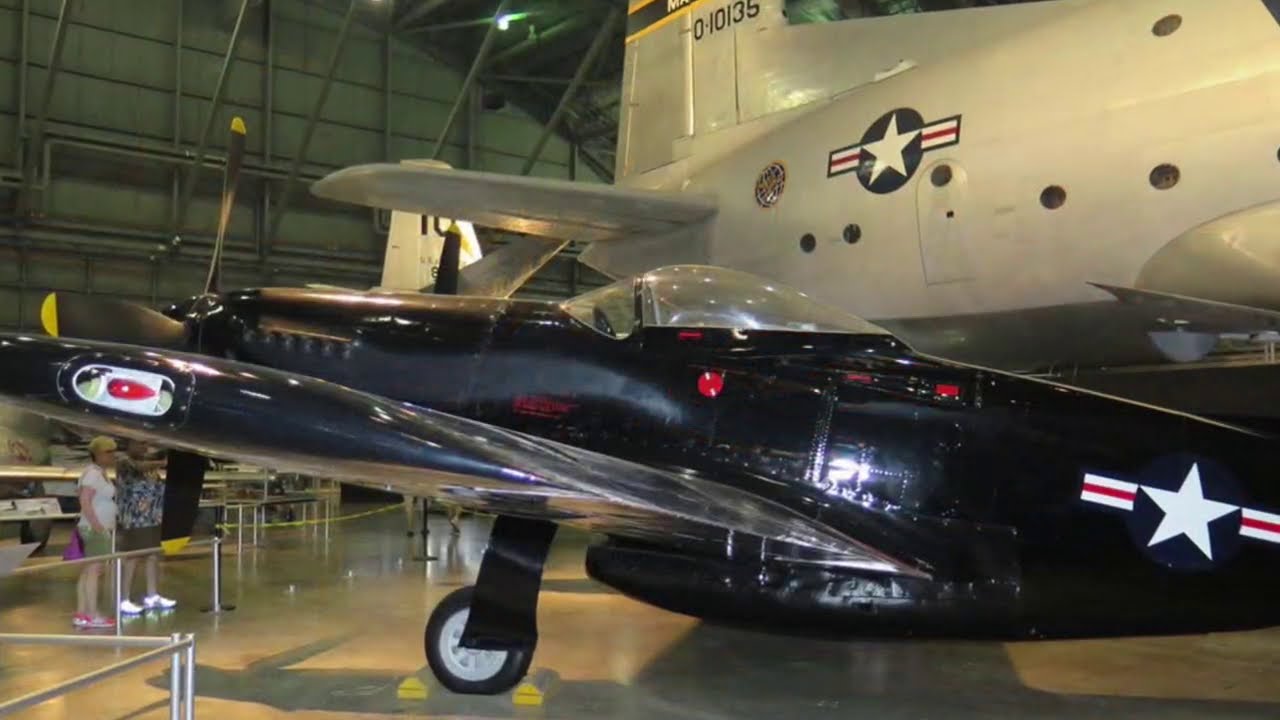 North American F-82G Twin Mustang - piston-engined fighter