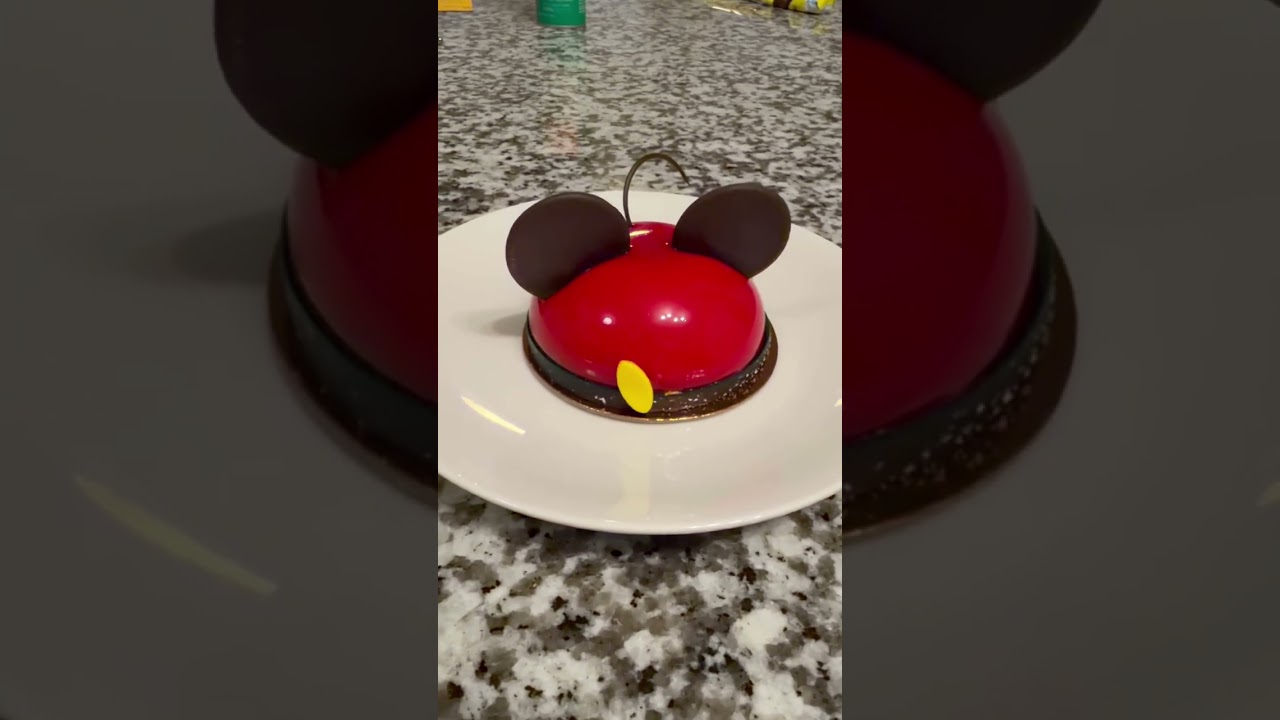 Mickey cake taste test!