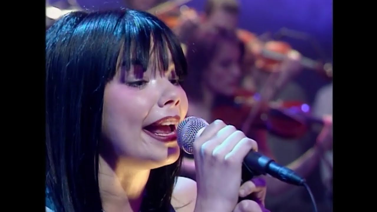 Bj&ouml;rk : Hyperballad - Live 1995 (Later.. with Jools Holland)