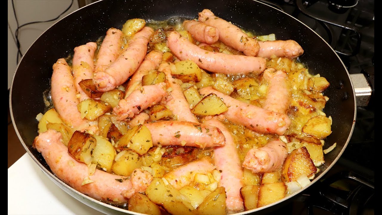 Linguiça de frango com batata ao molho