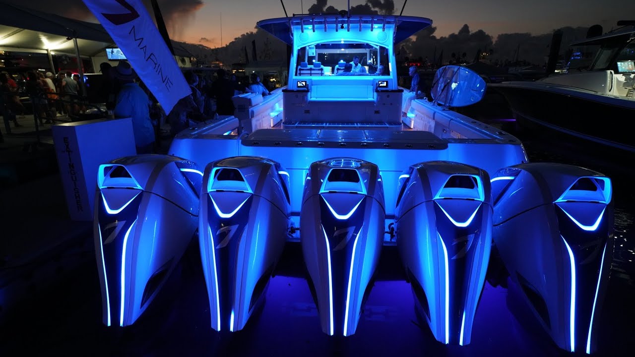 The Roar of a Monster ! Estrella 65' Super Center Console Yacht (Flibs2019)