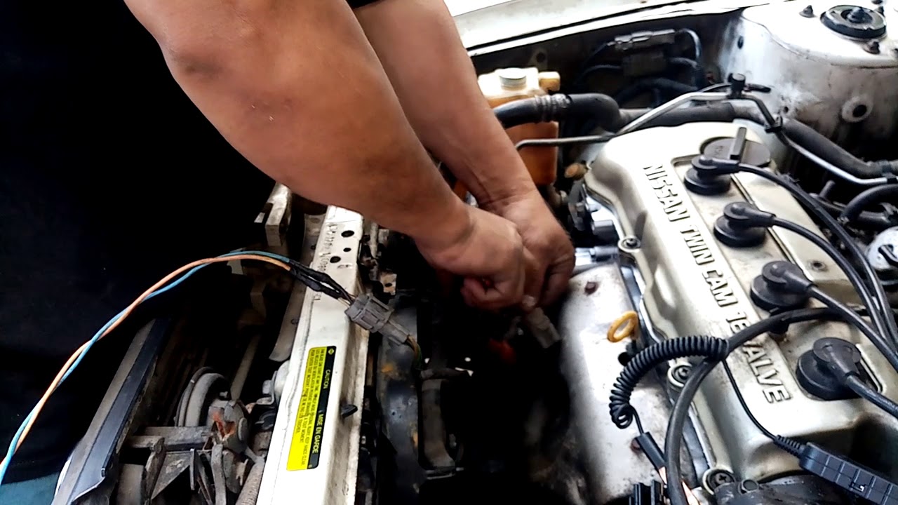 NISSAN SENTRA GA16 ENG. REPAIR COOLING SYSTEM WIRING AND BACK TO ORIGENAL CIRCUIT.