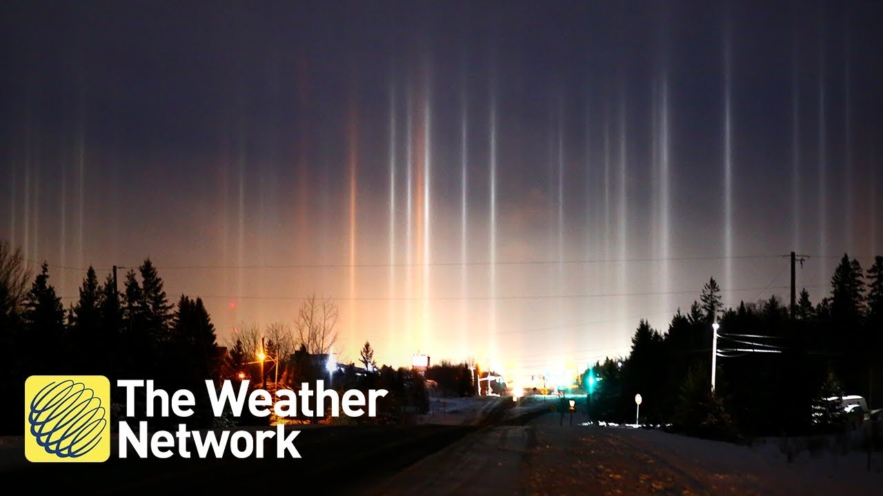 RARE but really cool light pillars spotted in Manitoba