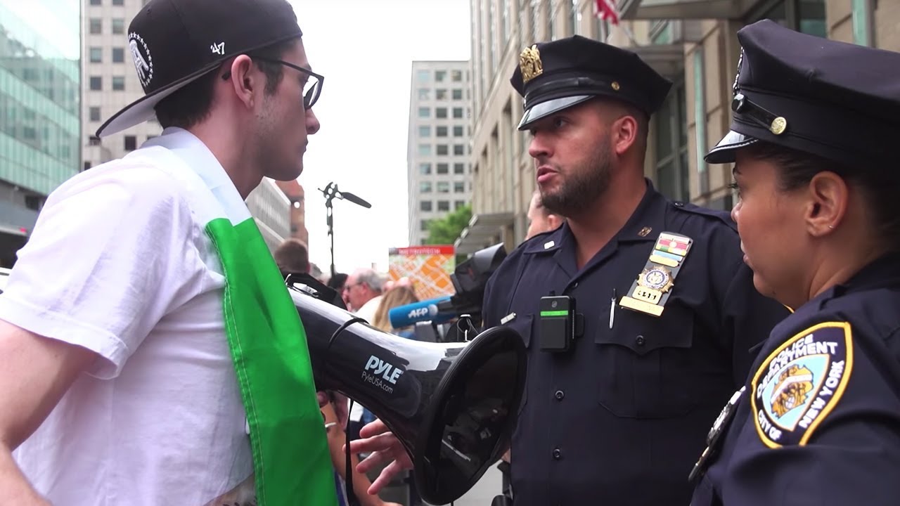 Conor McGregor Did Nothing Wrong - Robbie Fox's Peaceful Protest