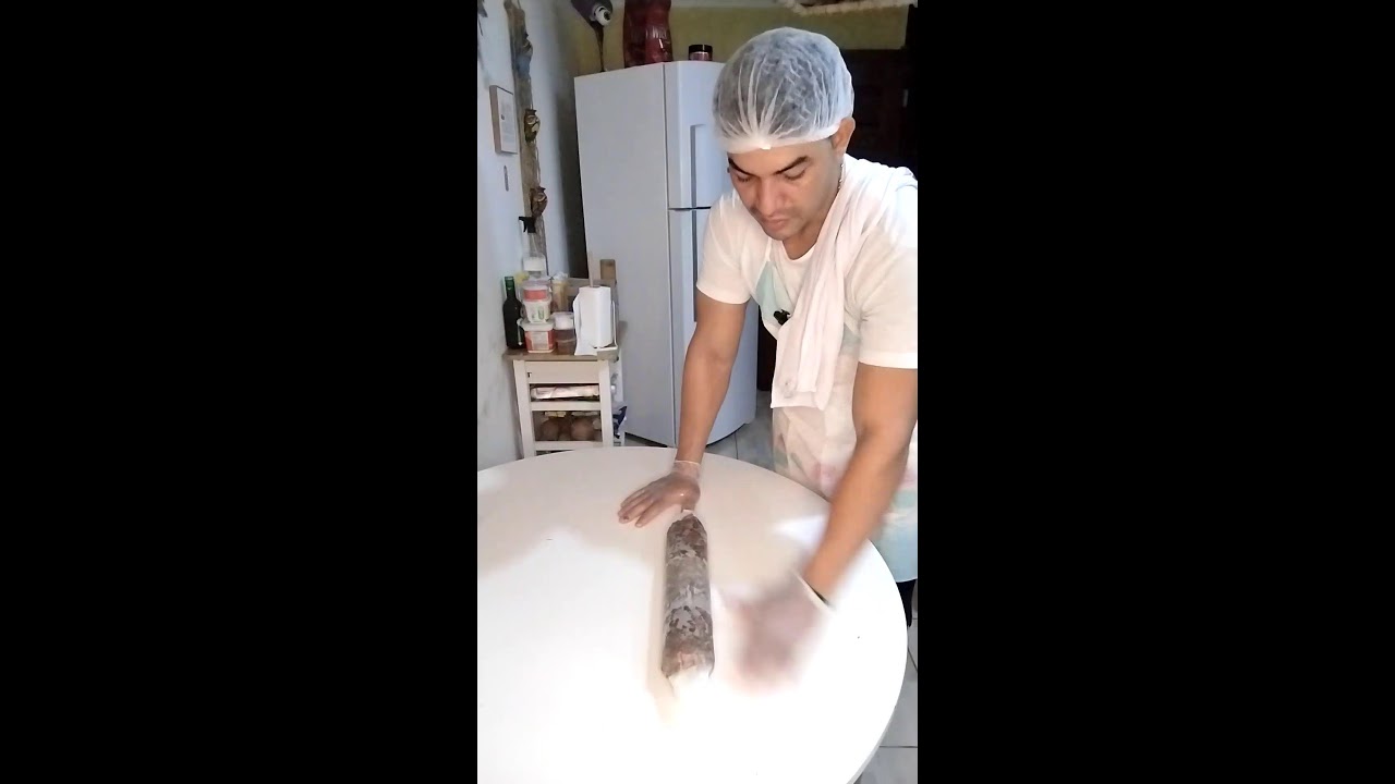 Boa tarde meus amores vamos fazer rocambole de prestígio😋