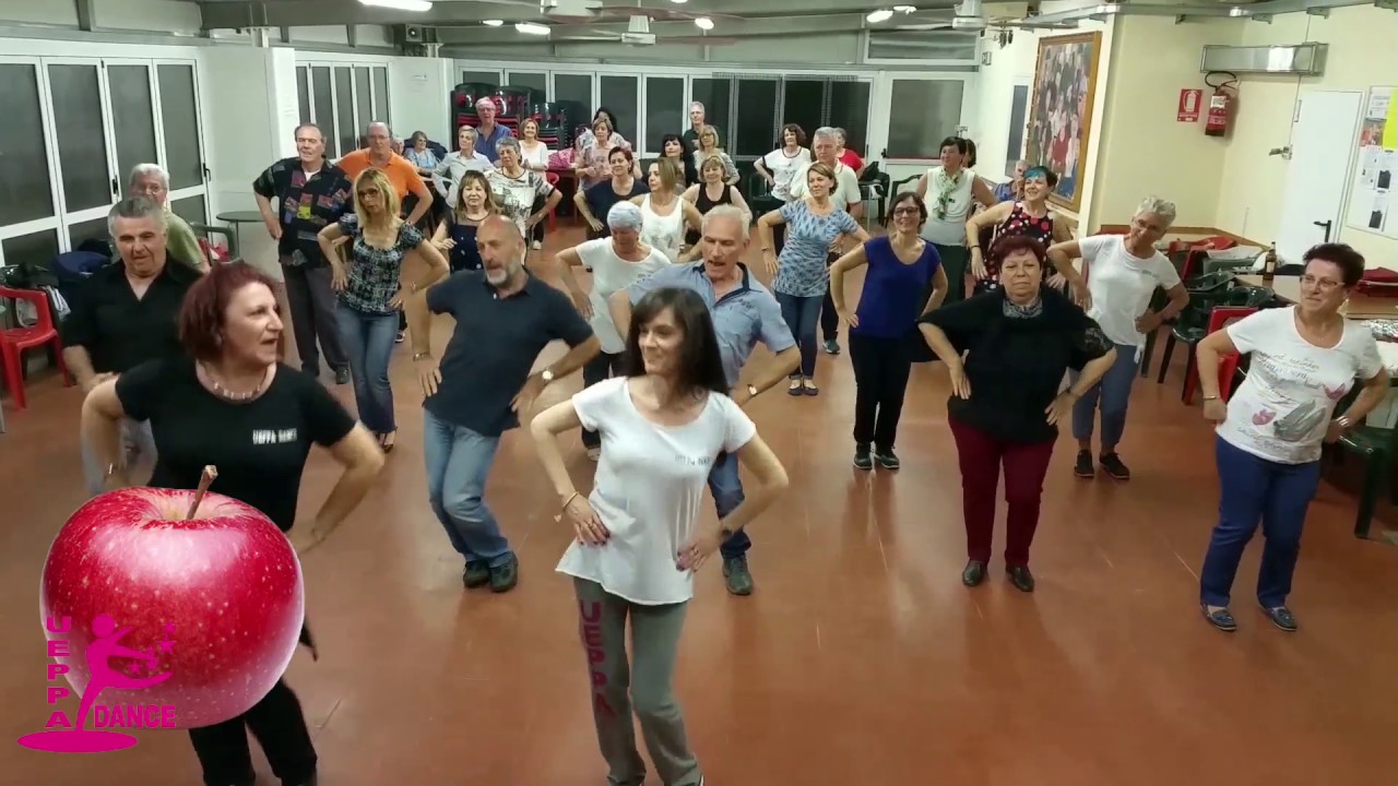 MELA PERA BANANE E CAFFE' - GRUPPO UEPPA DANCE