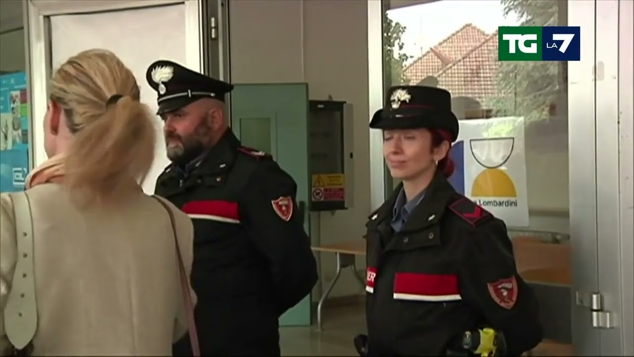 Milano, studente accoltella la Prof a scuola: 