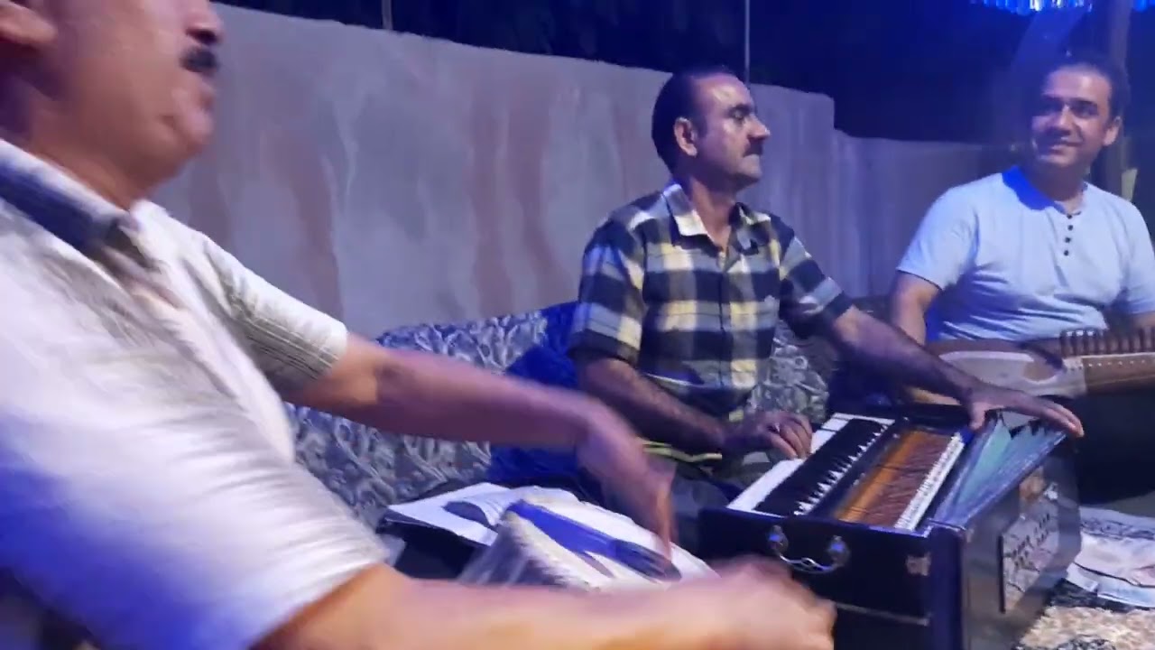 موسیقی چند آهنگ  با آواز خوانی بصیر احمد جان امیری عبدالسمیع جان دل آهنگ وحید احمد جان دل آهنگ 