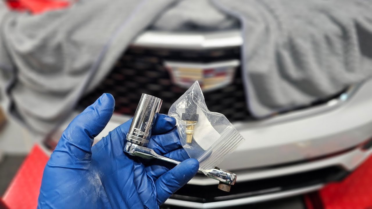 Датчик температуры охлаждающей жидкости Cadillac XT6 (маленький)