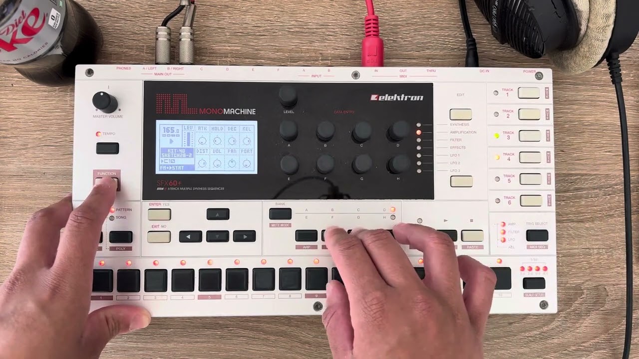 brazilian funk sketches on the elektron monomachine