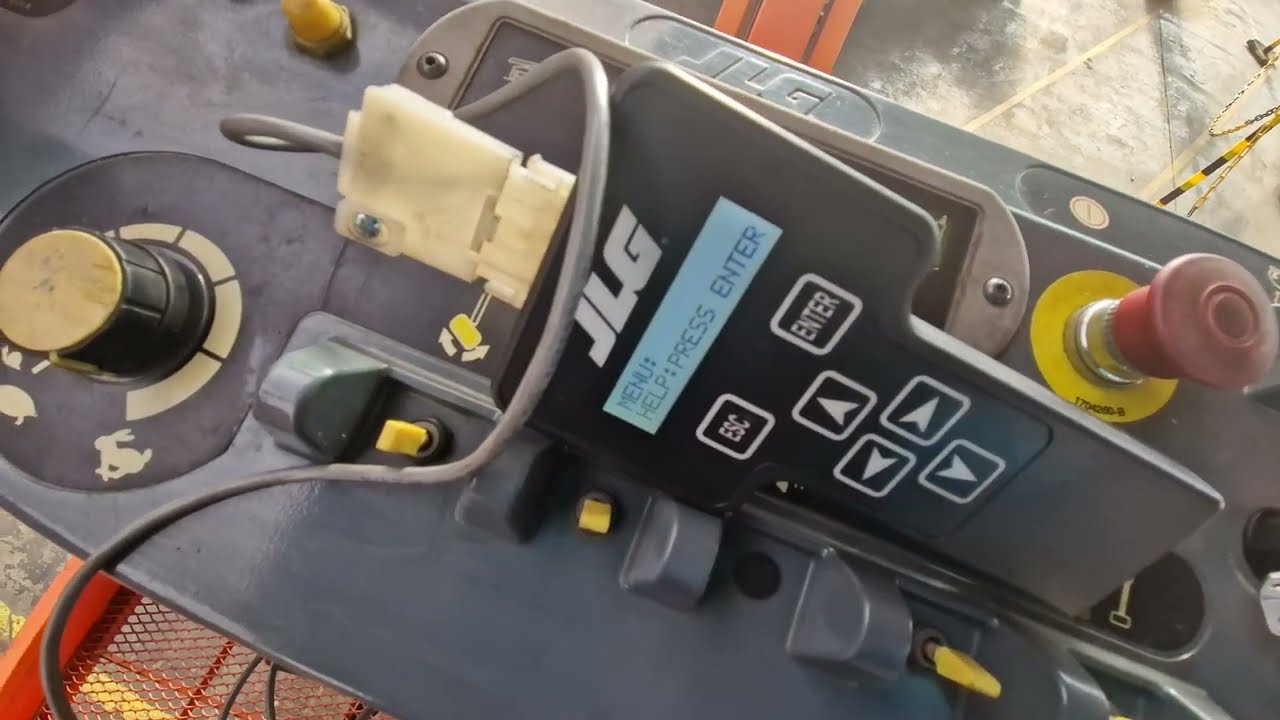 JLG m450AJ Articulated boom lift - movement functions stop at a certain angle of rotation