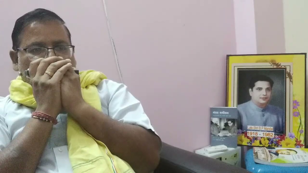 एक प्यार का नगमा है मौजों की रवानी है  जिंदगी और कुछ भी नहीं तेरी मेरी कहानी है