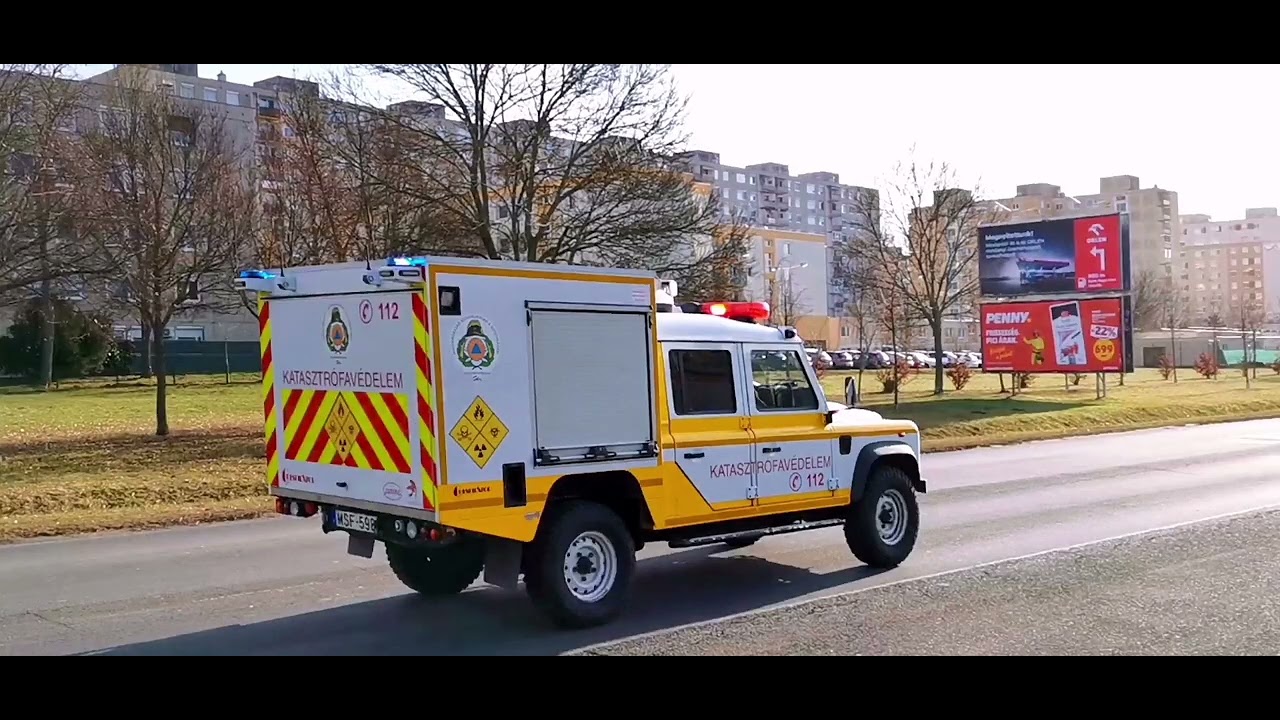 KML és K-teher szerkocsik vonulnak csarnok tűzéhez. ( Győr, 2024 01. 25. )