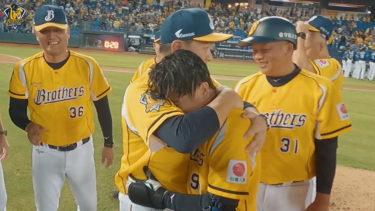 【場邊視角】兄弟們都楞住來不及準備水？江坤宇再見轟場邊視角一起來看！CTBC Brothers 中信兄弟