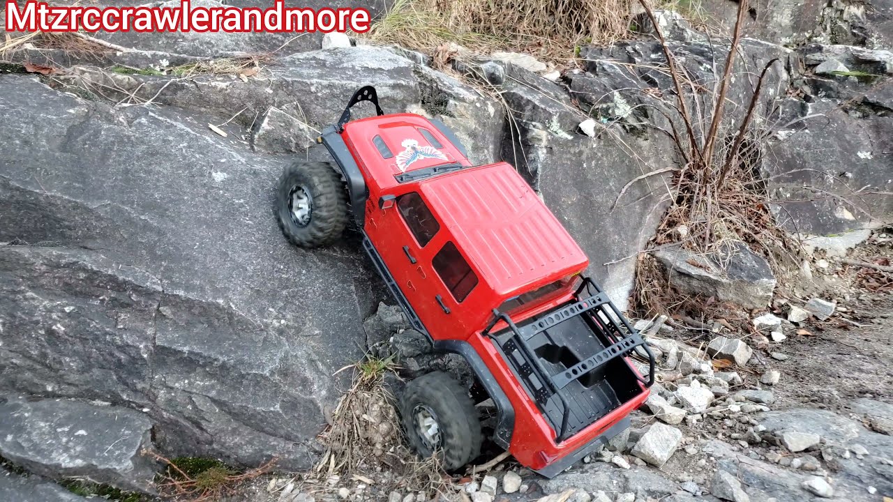 axial scx10 iii gladiator best crawler ever amazing tires mud slinger 2.2