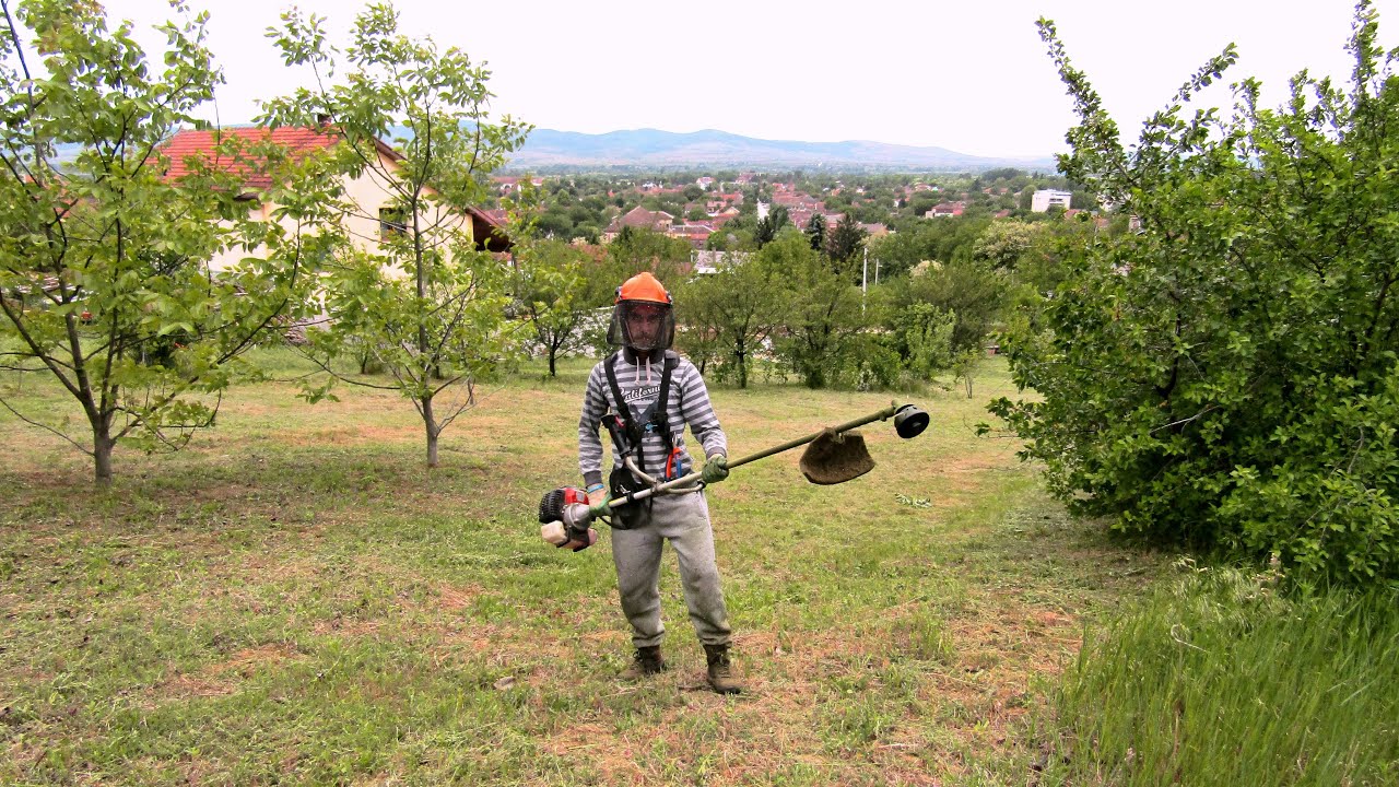 KOSENJE TRAVE KINESKIM TRIMEROM ! (FARM AW-BC430)