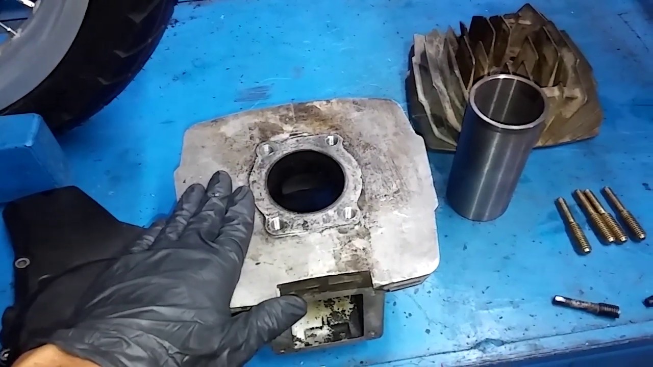 Encamisando el cilindro de la DT 125 - 1era parte