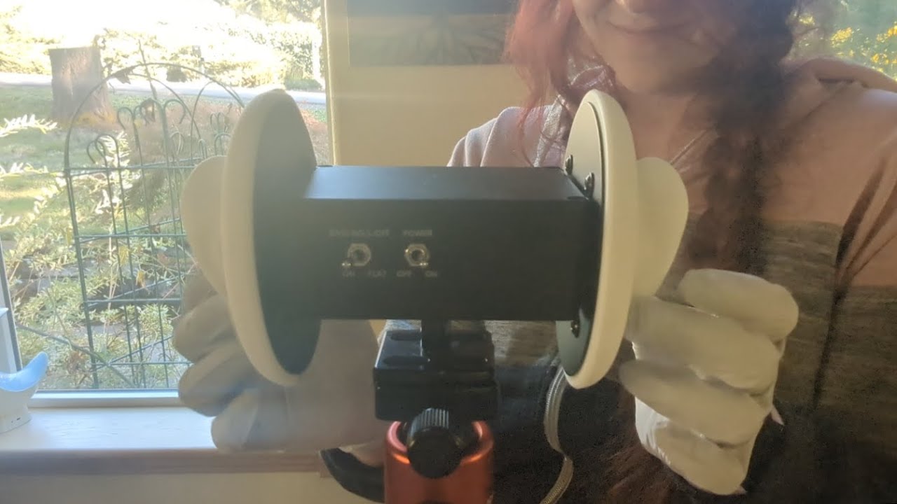 ASMR - Ear Palpating, Squeezing, Covering and Tapping - Nitrile Gloves - No Talking